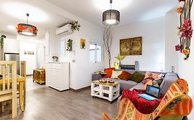 Apartamentos Triunfo, By DaiMar